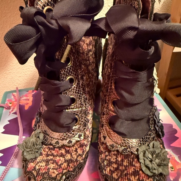 NIB Irregular Choice Nuts About You Novelty Heel Bootie - Picture 2 of 14